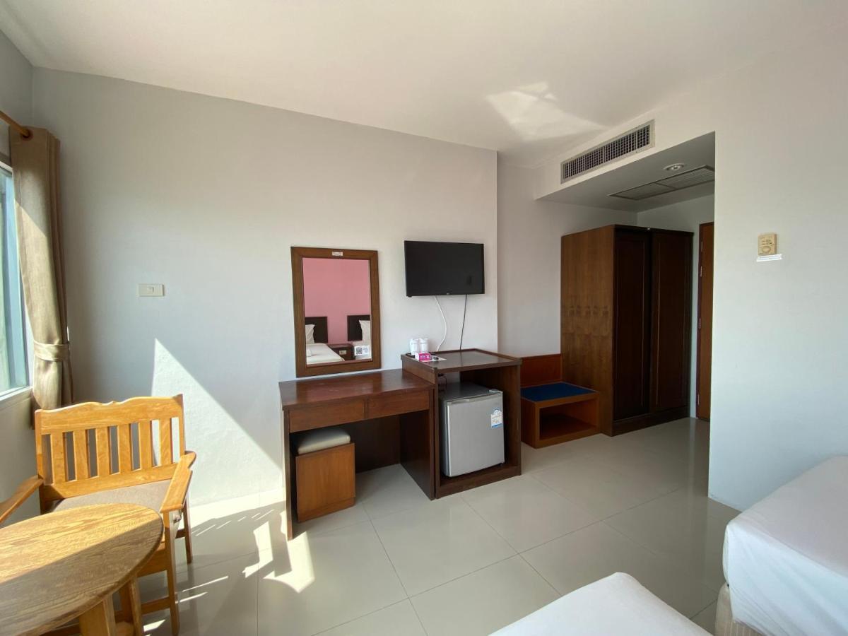 Prachuap Beach Hotel Πράτσουατ Κίρι Χαν Εξωτερικό φωτογραφία