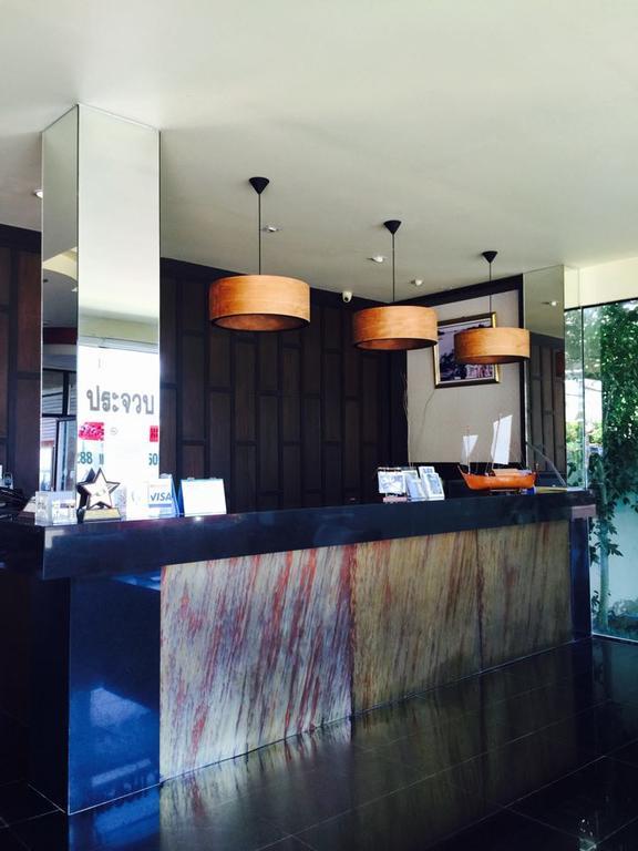Prachuap Beach Hotel Πράτσουατ Κίρι Χαν Εξωτερικό φωτογραφία